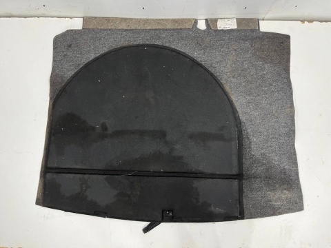 Wykładzina VW Golf 4 IV 5drzwi 3drzwi 97-06r. podłoga bagażnika dywan mata 1j6863463g