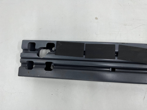 Belka zderzaka Nissan Qashqai III J12 2021r.- tylne wzmocnienie pasa 85030-6ua0a