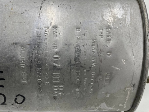 Wydech Opel Rekord E 1.8b 1.9b 2.0b 77-86r. tłumik środkowy NOWY oryginalny 130718302