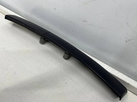 Listwa Mercedes Vito Viano W639 03-14r. dachowa prawa nakładka zaślepka krótka a6396906562