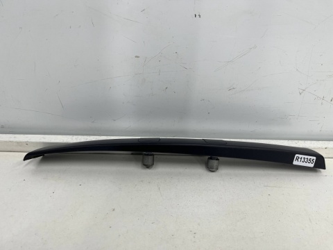 Listwa Mercedes Vito Viano W639 03-14r. dachowa prawa nakładka zaślepka krótka a6396906562