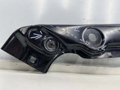 Pas przedni VW Sharan II 2 7n0 10-22r. prawe przednie mocowanie reflektora 7N0805932