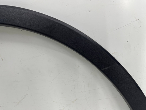 Listwa Polestar II 2 20r.- prawy tylny rant nadkola błotnika nakładka 31672604