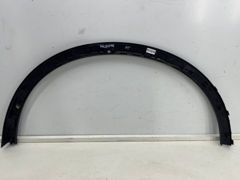 Listwa Polestar II 2 20r.- prawy tylny rant nadkola błotnika nakładka 31672604