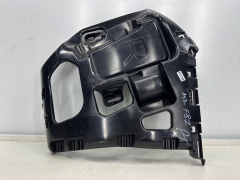 Ślizg BMW M2 F87 16-21r. prawe tylne mocowanie zderzaka wspornik 8062186