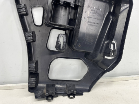 Ślizg BMW M2 F87 16-21r. prawe tylne mocowanie zderzaka wspornik 8062186