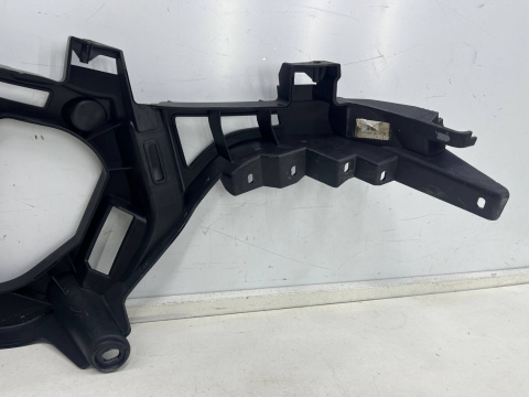 Ślizg Peugeot 3008 II 2 LIFT 20-24r. lewe mocowanie zderzaka tylnego 9811280380