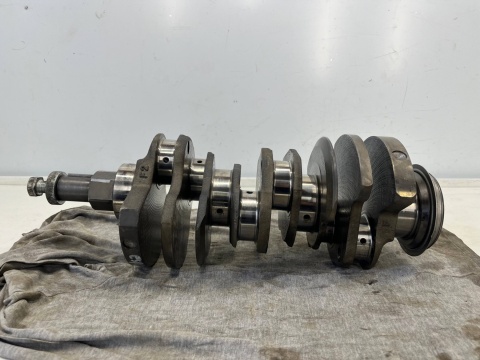 Wał korbowy Renault Espace 4 IV Laguna 2 II VelSatis 3.0 DCI diesel 068587