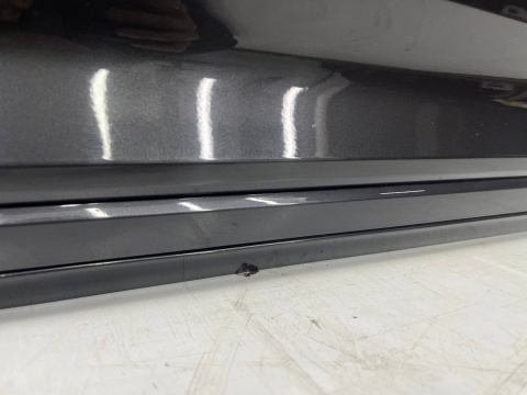 Drzwi VW Passt B8 14-23r. prawe przednie z dolną listwą 3g0831312l