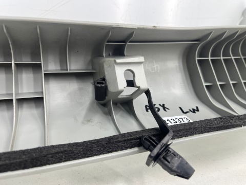 Plastik Mitsubishi ASX I 10-22r. lewa osłona słupka szyby przedniej 7210a181 7210a183