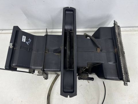 Nagrzewnica Aixam Crossline 08r.- BEZ KLIMY MANUALNA obudowa chłodnicy wody parownik