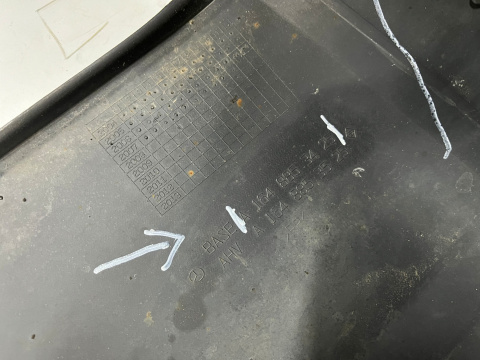 Zderzak tylny Mercedes GL I 1 X164 06-12r. tył listwa A1648853425