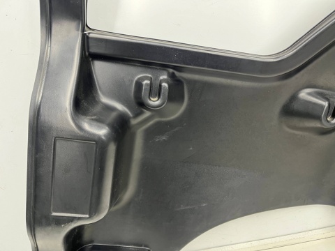 Tapicerka Aixam Crossline 08r.- prawy tylny boczek bagażnika błotnika