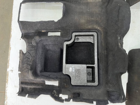 Wykładzina Ford S-Max I MK1 06-14r. podłoga dywan mata schowki ŚRODKOWA CZĘŚĆ komplet