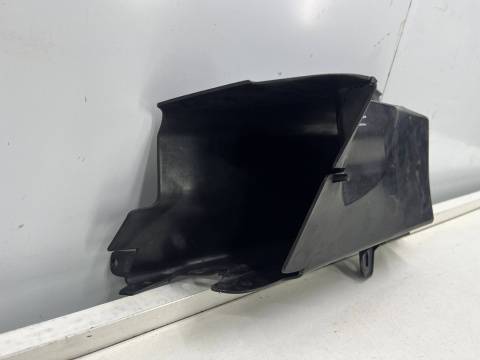 Kanał powietrza BMW 5 F07 GT Gran Turismo 09-17r. lewa kierownica zderzaka chłodzenia hamulców 7331791