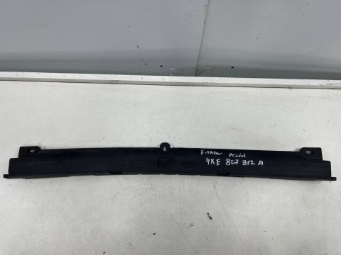 Pianka Audi Q8 e-tron 18r.- absorber styropian izolator pasa przedniego KOMPLET 4KE807914B 4KE807912a