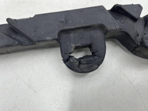 Pianka Audi Q8 e-tron 18r.- absorber styropian izolator pasa przedniego KOMPLET 4KE807914B 4KE807912a