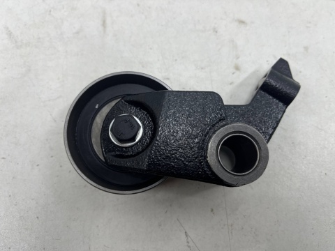 Rolka paska Toyota Avensis T22 T25 Verso Corolla E11 E12 Rav4 II 2.0d D-4D napinająca rozrządu NOWA VKM 71303