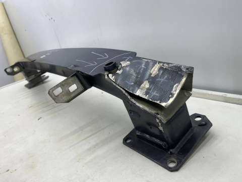 Belka zderzaka Citroen C5 II X7 08-17r. przód przednie wzmocnienie 9660501880