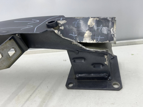 Belka zderzaka Citroen C5 II X7 08-17r. przód przednie wzmocnienie 9660501880
