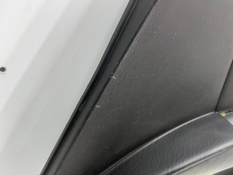 Tapicerka Hyundai Matrix 01-10r. boczek drzwi prawy tylny 83320-17010