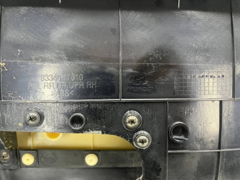 Tapicerka Hyundai Matrix 01-10r. boczek drzwi prawy tylny 83320-17010