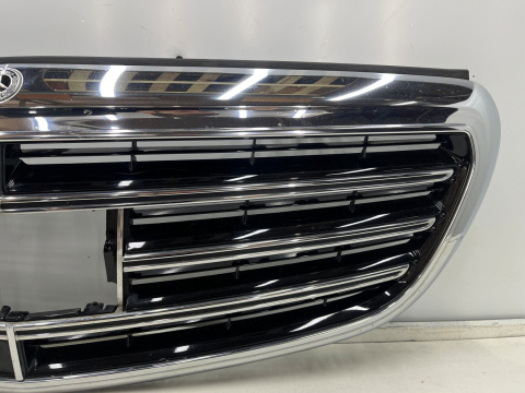 Atrapa Mercedes E-Klasa E klasa W213 16-23r. radar przednia maskownica grill A2138808902