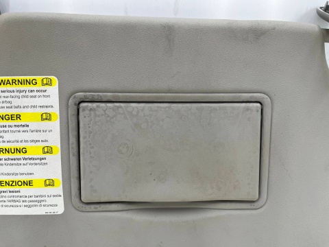 Daszek Mazda 2 II DY 02-07r. prawy przeciwsłonecznik pasażera OSŁONA SŁONECZNA