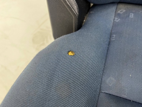 Fotele Mazda 2 I DY 02-07r. kanapa tylna KOMPLET do wyczyszczenia DG4