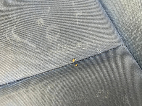 Fotele Mazda 2 I DY 02-07r. kanapa tylna KOMPLET do wyczyszczenia DG4