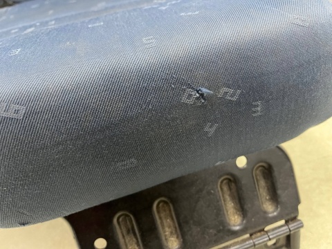 Fotele Mazda 2 I DY 02-07r. kanapa tylna KOMPLET do wyczyszczenia DG4