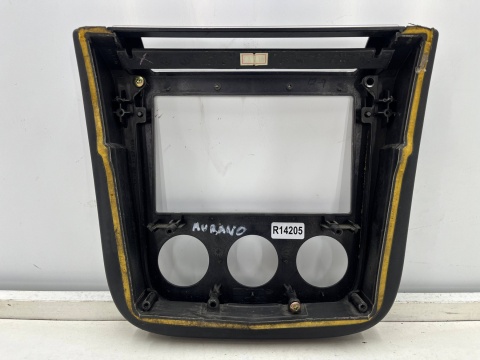 Ramka radia Nissan Murano I Z50 03-08r. konsola środkowa deski klimy kosz 2din P10381A63000