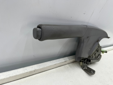 Ręczny Mazda 2 I DY 02-07r. dzwignia hamulca ręcznego 