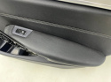 Tapicerka BMW 5 G30 G31 17-24r. prawy tylny boczek drzwi prawy tył dekor aluminiowy ekoskóra 2845896