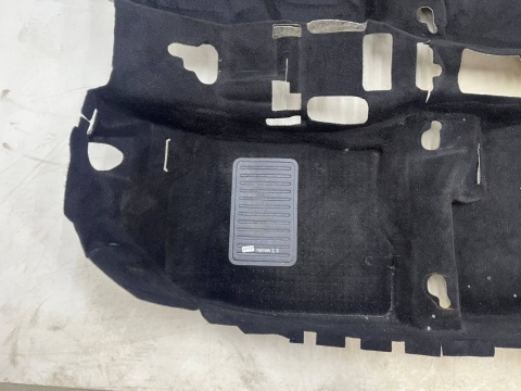 Wykładzina Mazda 2 I DY 02-07r. podłoga dywan mata 2n11n13000axyyg4