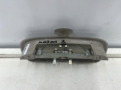 Lampka oświetlenia kabiny Mazda 2 I DY 02-07r. Focus MK1 wnętrza podsufitki sufitowa 2s6a-13776-aa 98ab-13733-abw