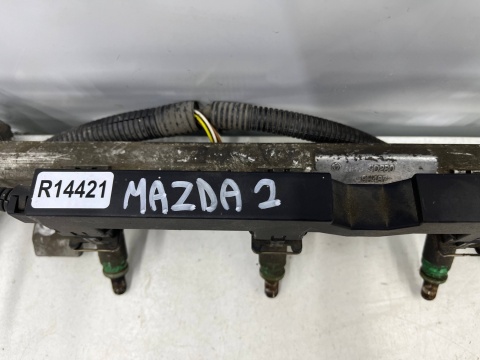 Listwa wtryskowa Mazda 2 Focus Fiesta 1.6b 1.4b 1.25b wtryski wiązka 98AG-14A390-LB