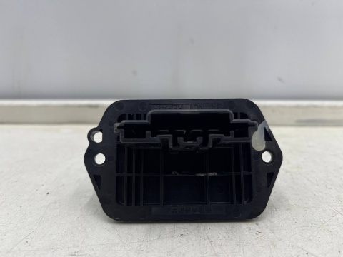 Opornica Mazda 2 I DY 02-07r rezystor wentylatora dmuchawy HB151D375