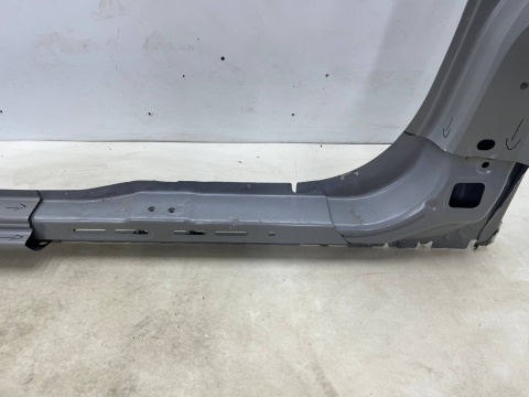 Poszycie Isuzu D-Max Dmax III 3 19r.- lewe słupek A słupek C próg rama drzwi NOWA 