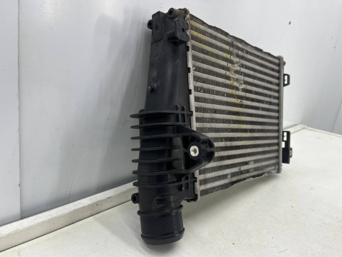 Chłodnica intercoolera Citroen Jumpy Expert ProAce Vivaro C Zafira 1.5 1.6 2.0 HDI powietrza doładowującego 9806562180