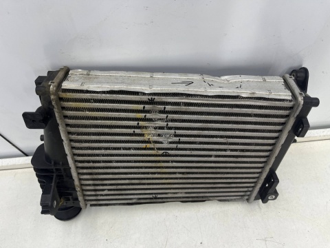 Chłodnica intercoolera Citroen Jumpy Expert ProAce Vivaro C Zafira 1.5 1.6 2.0 HDI powietrza doładowującego 9806562180