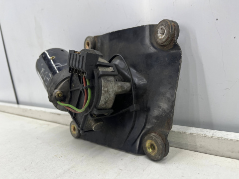 Mechanizm wycieraczek Mitsubishi Carisma Volvo V40 przedni silniczek 0390241170