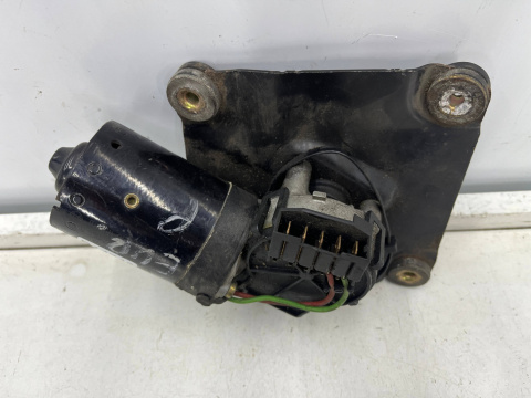 Mechanizm wycieraczek Mitsubishi Carisma Volvo V40 przedni silniczek 0390241170