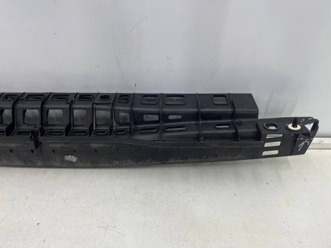 Ślizg Peugeot 5008 I 09-17r. tylne środkowe mocowanie zderzaka absorber ORYGINALNE 9686247380
