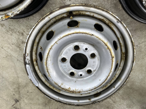 Felgi Citroen Jumper Ducato Boxer Movano 15 cali 6jx15 ET68 5x118 felgi stalowe KOMPLET KFZ 8877 Knomag 2151080 KBA43737