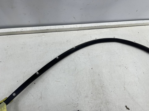 Uszczelka Peugeot 3008 II 5008 II Opel Grandland 16-24r. guma dolna lewych przednich drzwi kierowcy lewy przód NIE USZKODZONA