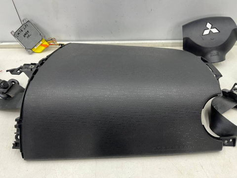 Airbag Mitsubishi Colt 6 VI Z30 08-12r. LIFT 5d 5Drzwi pasy bezpieczeństwa poduszki powietrzne kierownicy pasażera zaślepka KPL