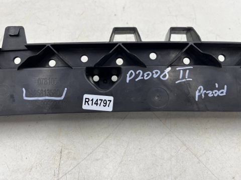 Belka zderzaka Peugeot 2008 II 19r.- przednie dolne wzmocnienie absorber plastikowy dół przód 9825813580