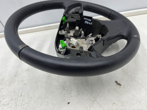 Kierownica Mitsubishi ASX I LIFT 16-22r. multifunkcyjna trójramienna skórzana posiada przetarcia