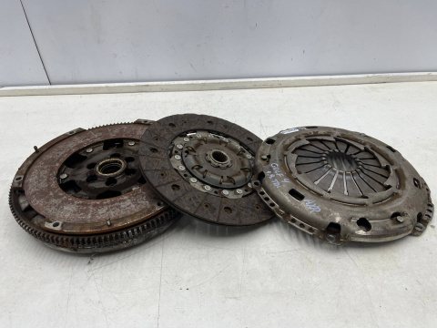 Sprzęgło VW Golf 4 IV Bora Polo Audi A3 9L Leon 1 I Octavia Fabia 97-06r. 1.9 Tdi dwumas tarcza docisk koło Dwumasowe KOMPLET